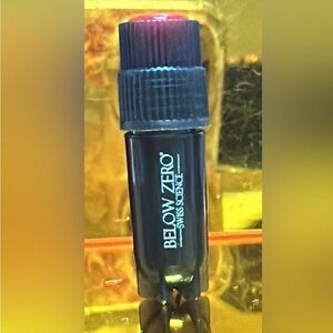 Below Zero Black Miracle Tightening & Firming Powder 10+Treatments Retails $1350